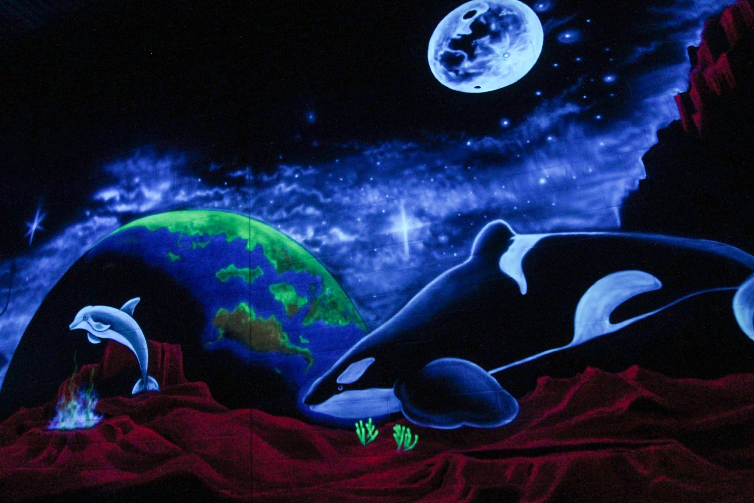 mini-golf fluo et sortie familiale à Drummondville